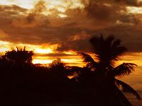 DieSonne 05  Sonnenuntergang in Madeira 2001.
