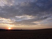 DieSonne 38  Sonnenuntergang &uuml;ber Heldenfingen am 26.07.2013 gegen 20:30.