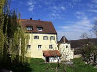 Landschaften 25  Burg Falkenstein  am Westhang des Eselsburger Tals am 25.04.2010