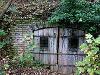 LostPlace 046  Der Eingang eines ehemaligen Kartoffellagers, ein riesiger Keller den ich am 11.09.2014 in Unterkirchberg entdeckte