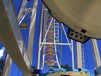 Technik 11  Riesenrad auf dem Biberacher Sch&uuml;tzenfest am 20.07.2010.