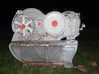 Technik 46  Was das mal war ... keine Ahnung ... sieht in der Dunkelheit aber trotzdem geheimnisvoll aus, 01.11.2013.